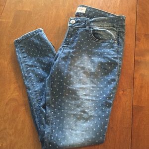 Lei Lowrise white polka dot jeans w/ankle zippers